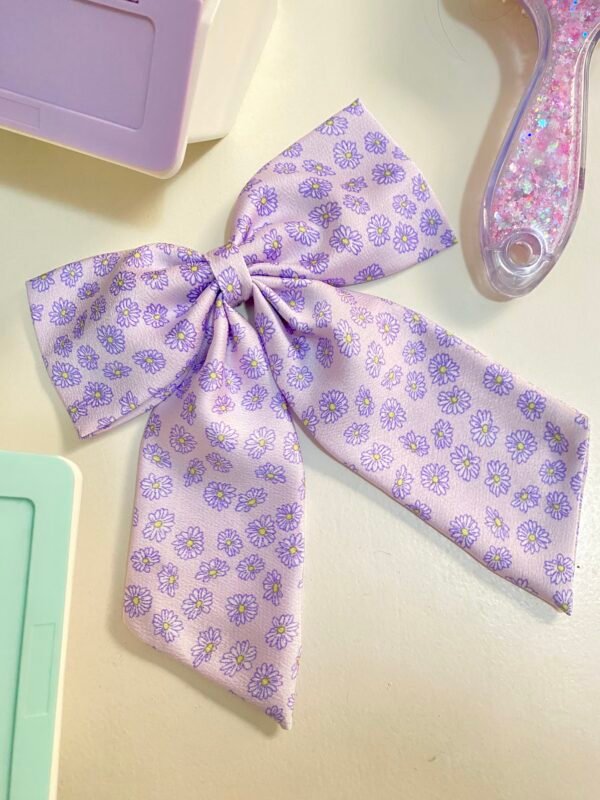 Lilac Daisy Tail Bow