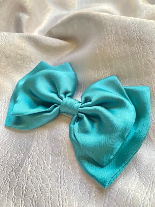 Teal Green Bow