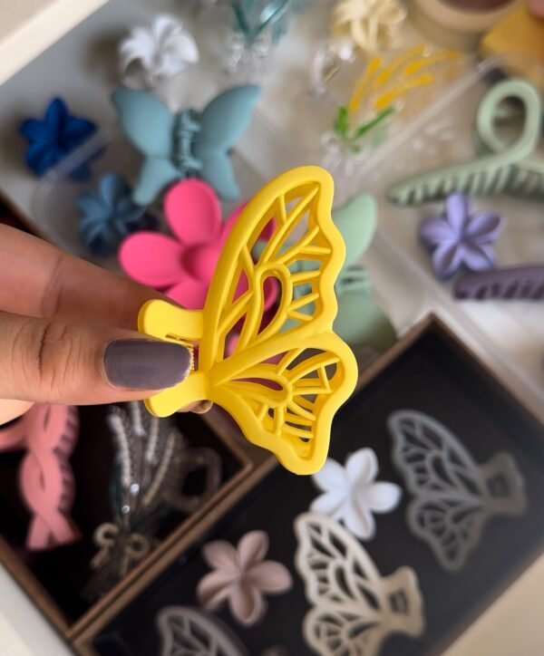 Fairy wing claw clip